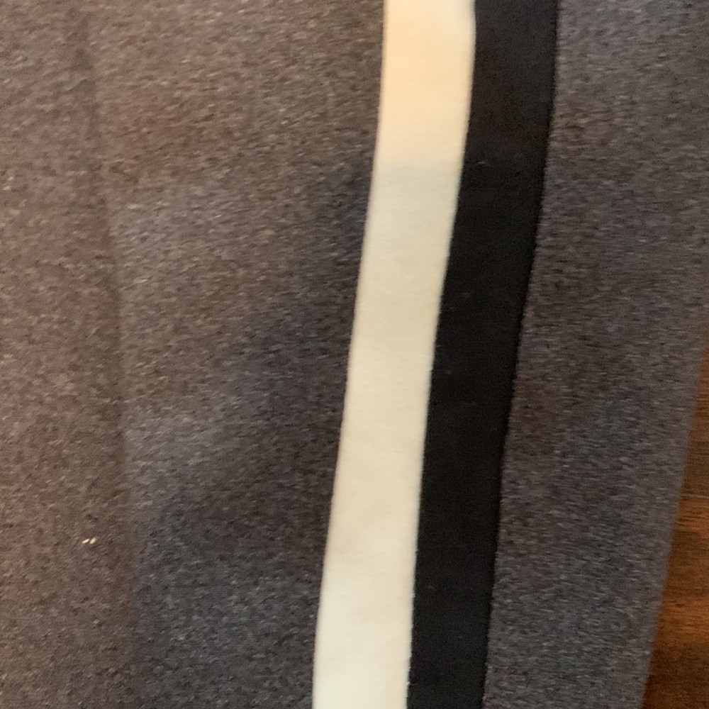 Splits59 Gray Leggings with White Stripe - Picture 6 of 6